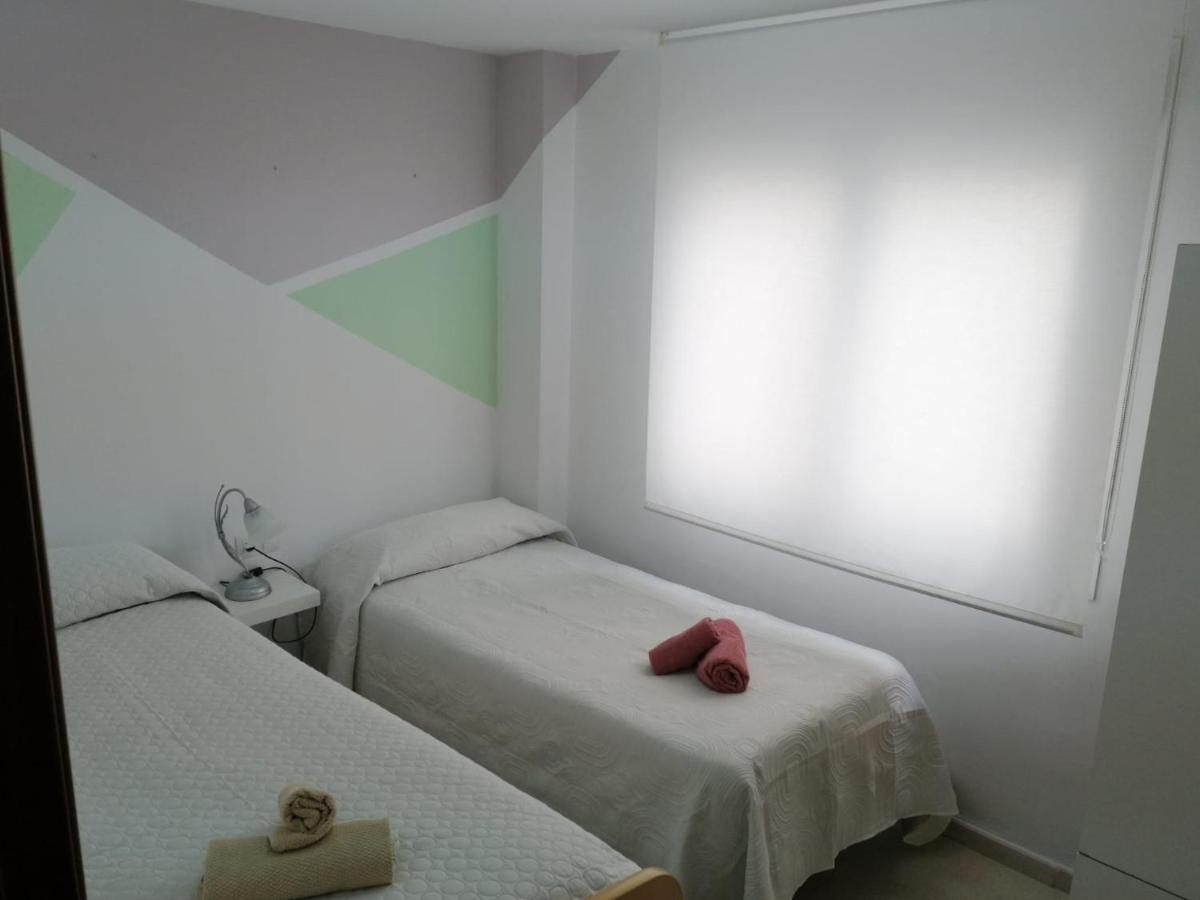 Apartamentos Coralba - Duplex Bahia De Cadiz سان فرناندو المظهر الخارجي الصورة