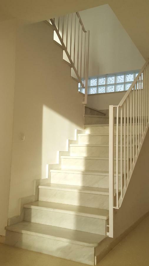 Apartamentos Coralba - Duplex Bahia De Cadiz سان فرناندو المظهر الخارجي الصورة